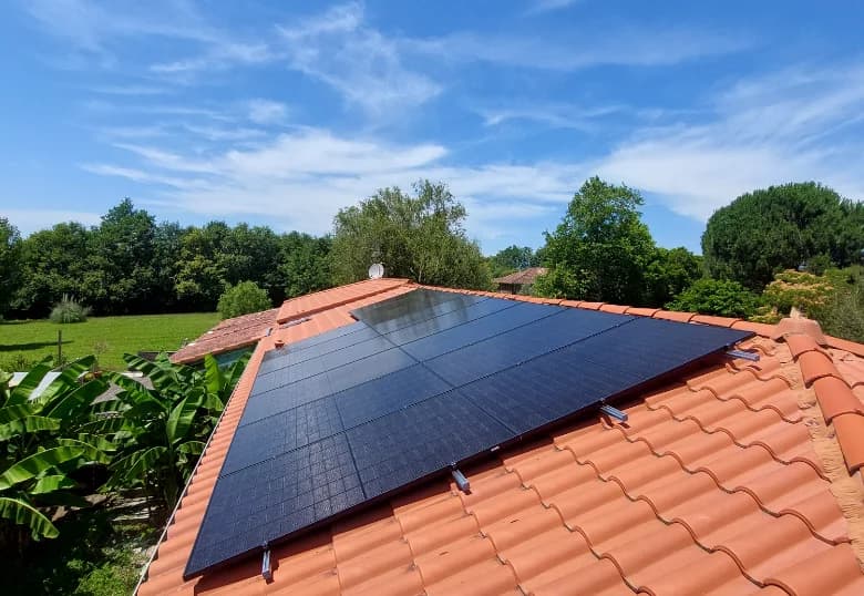 Installation photovoltaïque à Cazaubon (7 kWc), Eliance Énergie