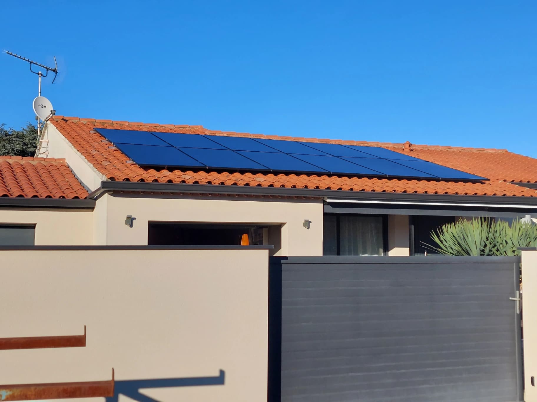 Installation photovoltaïque à Tournefeuille, chantier Eliance
