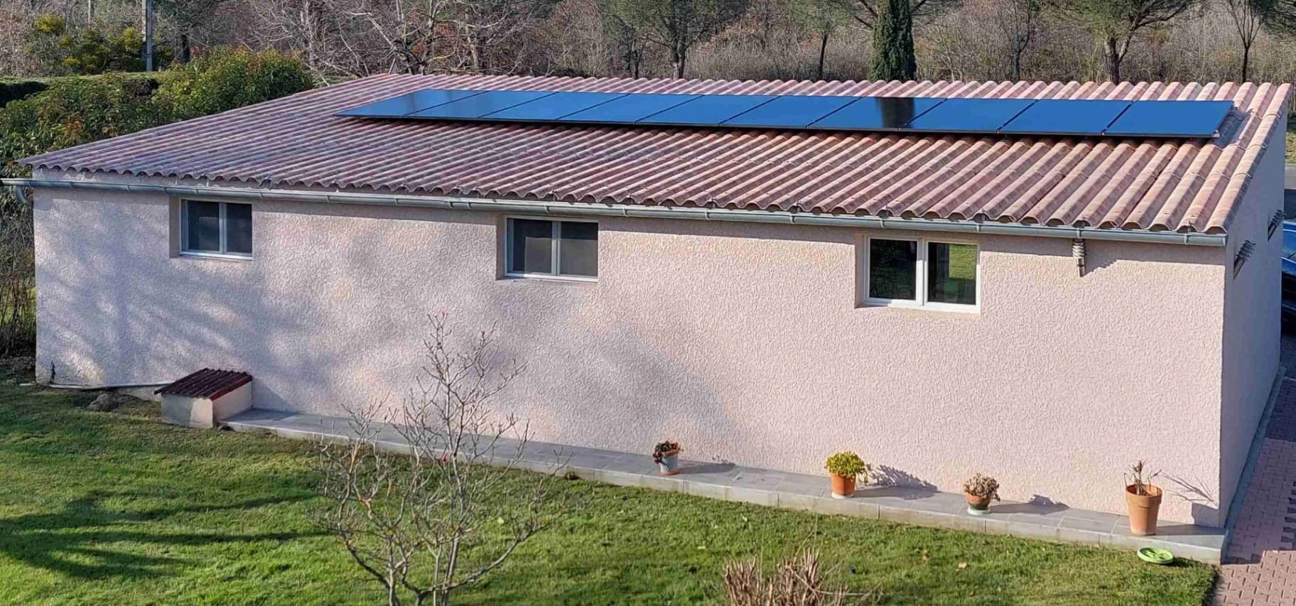 Installation photovoltaïque à Le Gres, chantier Eliance